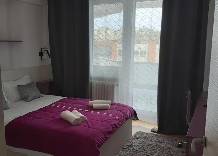 Chic Apartament